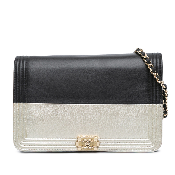Pre-Loved Chanel Bicolor Calfskin Boy Wallet On Chain - Picture 1 of 11